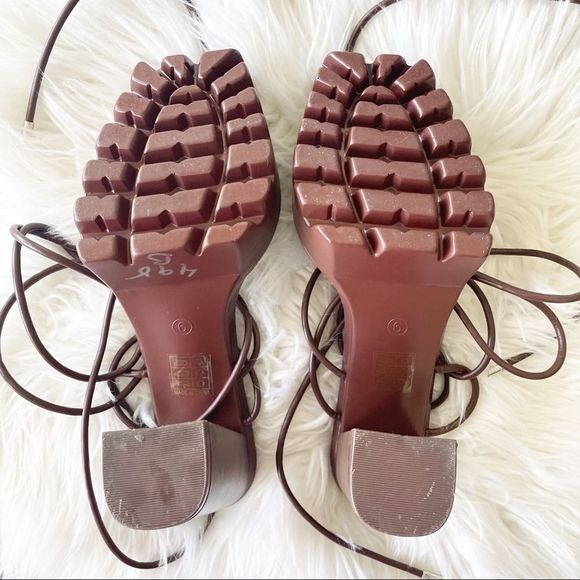PUBLIC DESIRE | Y2K Chunky Strappy Platform Heels Sandals  Color Brown size 9 - Picture 10 of 12